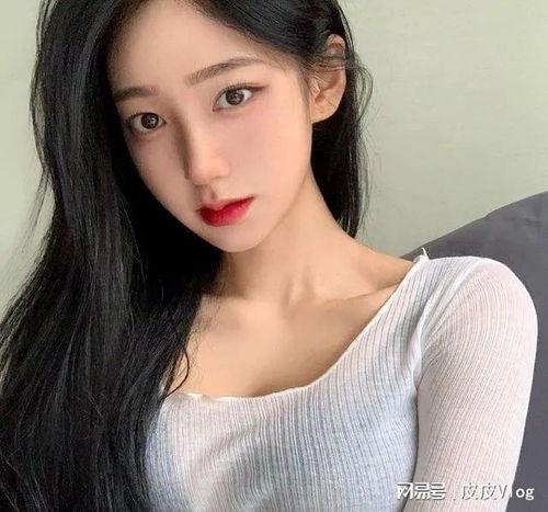 韩国网红照片,时尚穿搭与生活瞬间大揭秘  第2张