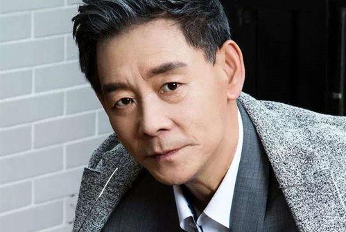 演员李光复背景,从舞台到荧屏，演绎人生百态的演艺人生